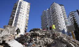 Thổ Nhĩ Kỳ bắt giữ gần 200 người chịu trách nhiệm về các tòa nhà đổ sập trong thảm họa động đất