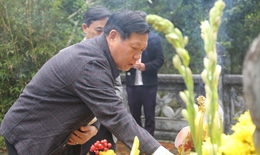Lãnh đạo Bộ Y tế dâng hương tưởng niệm Đại danh Y Hải Thượng Lãn Ông Lê Hữu Trác