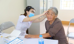 Các địa phương có giải pháp cấp thẻ BHYT cho người cao tuổi, người khuyết tật