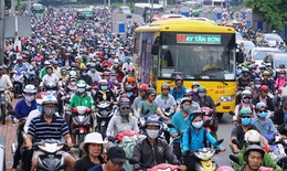 Việt Nam đạt mốc 100 triệu dân: Làm sao để tận dụng 'cơ hội vàng', tránh 'chưa giàu đã già'?