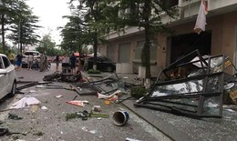 Hà Nội: Nổ khí gas tại cửa hàng ăn uống, nhiều đồ đạc bị hất tung, biến dạng