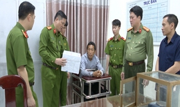 Rủ nhau mang 9 bánh heroin và 1 bánh hồng phiến đi bán kiếm lời