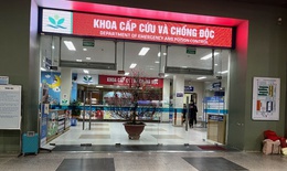 Tin mới nhất về sức khoẻ bé gái 3 tuổi đa chấn thương sau vụ tai nạn liên hoàn tại đường Võ Chí Công, Hà Nội
