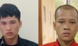 Bắt quả tang hai đối tượng vận chuyển trái phép 2 bánh heroin