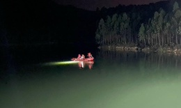 Nghệ An: Tắm đập sâu hơn 20m, một nam sinh mất tích