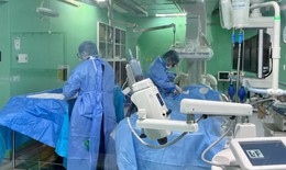 Bệnh viện công lập Trung ương khu vực Tây Nam Bộ nhận chứng chỉ Bạch kim về điều trị đột quỵ