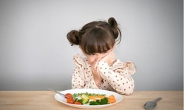 Đừng quá lo lắng khi con biếng ăn, có thể bé chỉ thiếu chất dinh dưỡng thông dụng này