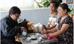 Lấp lánh từ những điều thầm lặng