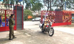 Nữ sinh quên giấy tờ thi được CSGT dùng xe chuyên dụng chở về nhà lấy