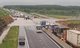 Bộ GTVT kết luận nguy&#234;n nh&#226;n sự cố ngập cao tốc Phan Thiết - Dầu Gi&#226;y