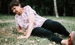 9 loại thuốc làm tăng té ngã ở người lớn tuổi