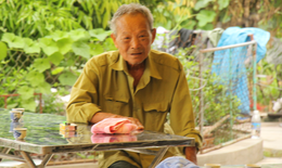 Vụ con rể sát hại gia đình vợ ở Hải Dương: Nhói lòng hình ảnh người đầu bạc tiễn kẻ đầu xanh