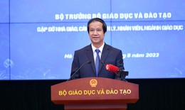 Bộ trưởng GD&ĐT: 'Tôi có phần căng thẳng vì đây là lần đầu gặp gỡ gần 1 triệu giáo viên'