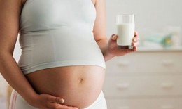 Phụ nữ mang thai và bà mẹ cho con bú nên sử dụng sữa và chế phẩm từ sữa