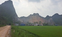 Nam c&#244;ng nh&#226;n rơi từ mỏ đ&#225; xuống tử vong thương t&#226;m
