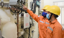 Giá điện sẽ tăng ‘sốc’ nếu cộng khoản lỗ do sản xuất kinh doanh của EVN?