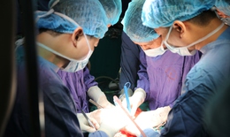 Người vợ vượt qua nỗi đau v&#224; sự can ngăn, thực hiện t&#226;m nguyện hiến tạng khi chồng qua đời