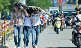 Miền Bắc oi nóng, có nơi nhiệt cao 35 độ