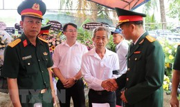 Truy tặng Huân chương Dũng cảm cho Trung tá Trương Hồng Kỳ