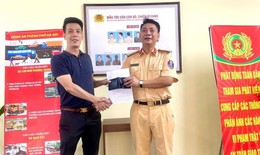 Chủ động t&#236;m v&#224; trao trả t&#224;i sản cho người d&#226;n bị thất lạc dịp nghỉ lễ