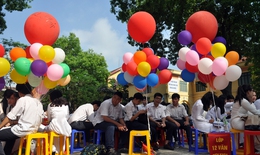 Vì sao bóng bay có thể gây bỏng?