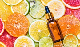 C&#225;ch d&#249;ng serum vitamin C trẻ h&#243;a l&#224;n da