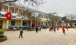 Kế to&#225;n nh&#224; trường &#39;qu&#234;n&#39; nộp tiền bảo hiểm y tế cho học sinh