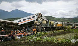 Vụ tai nạn tàu hỏa tại Indonesia: Con số thương vong tăng