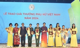 T&#244;n vinh 4 tập thể, 11 c&#225; nh&#226;n xuất sắc tại Lễ trao giải thưởng Phụ nữ Việt Nam năm 2024