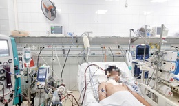 Đột ngột h&#244;n m&#234;, nam sinh vi&#234;n 19 tuổi tho&#225;t chết nhờ ECMO