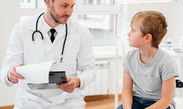 Thuốc nào dùng trị hẹp bao quy đầu ở trẻ?