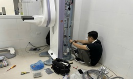 Hỗ trợ sửa chữa thiết bị y tế bị ngập nước trong bão Yagi