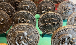 Cận cảnh 'báu vật' của núi rừng Tây Bắc được ép thành bánh, giá cả chục triệu đồng