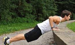 Khắc phục tại nhà chứng đau lưng dưới do ngồi nhiều