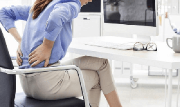 Hạn chế đau lưng sau sinh mổ