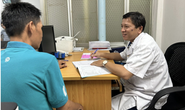 Khoảng 40.000 người chưa điều trị, xu hướng nhiễm HIV/AIDS 'nghiêng' về giới trẻ