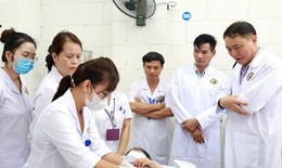 Thứ trưởng Bộ Y tế: Chú trọng chăm sóc sức khỏe ban đầu, cơ bản và chuyên sâu để nâng cao năng lực cho y tế cơ sở