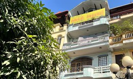 Đôi nam nữ tử vong trong tư thế treo cổ tại nhà nghỉ ở Hà Nội