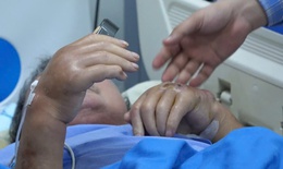 Người đàn ông bị nhiễm trùng huyết nghiêm trọng do tự ý điều trị gout bằng thuốc tại nhà