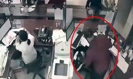 Mang dao, vật liệu nổ cướp ngân hàng ở thị xã Cửa Lò