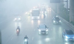 Hà Nội mịt mù trong sương sớm ngày Tết ông Công ông Táo