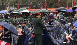 Thanh niên vùng mỏ hăng hái lên đường nhập ngũ