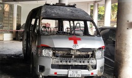 Xe cứu thương bốc ch&#225;y ở TPHCM hoạt động kh&#244;ng ph&#233;p