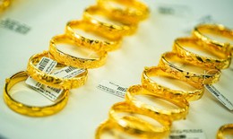 Gi&#225; v&#224;ng h&#244;m nay ng&#224;y 6/3 tăng rồi lại giảm mạnh quanh 81 triệu