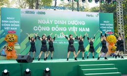 Màn biểu diễn Dancesport uyển chuyển và hút mắt tại Ngày Dinh dưỡng cộng đồng Việt Nam lần 2