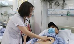 Vì sao người tăng huyết áp không nên ăn mặn?