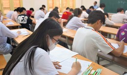 Biến động điểm chuẩn lớp 10 chuyên của Hà Nội ba năm trở lại đây