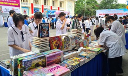 Gần 12.000 đầu s&#225;ch được giới thiệu tại Hội s&#225;ch Hải Ph&#242;ng năm 2024