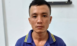 Bố tố con trai đe dọa giết 8 người thân