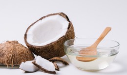 Cách sử dụng dầu dừa làm đẹp da